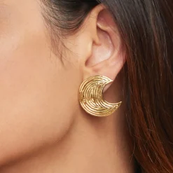 Luna Wave studs earrings gold