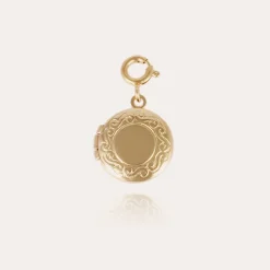 Pendant charms gold