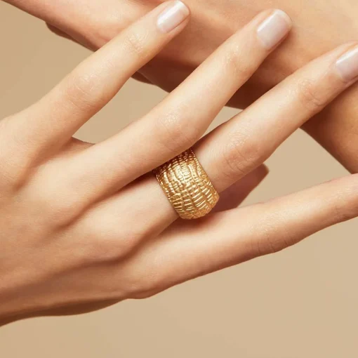 Wild ring gold